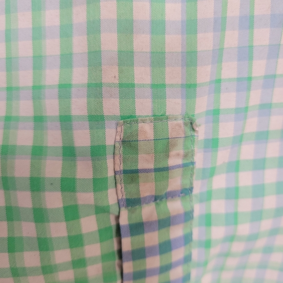 Columbia women's Omni Shade sun protected vented lightweight button down shirt - Picture 8 of 13